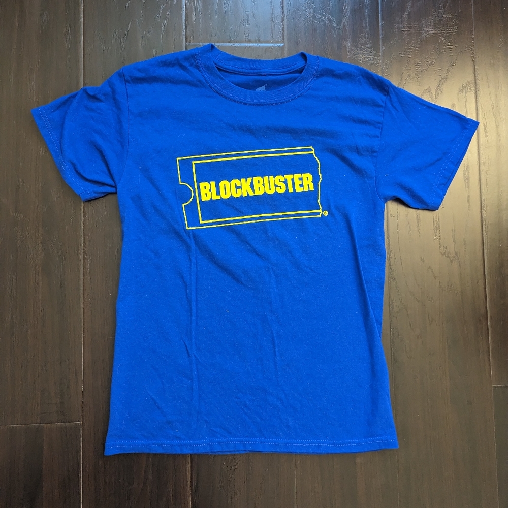 Last Blockbuster On The Planet Shirt Medium Bend Oregon VHS Movies Souvenir Tee